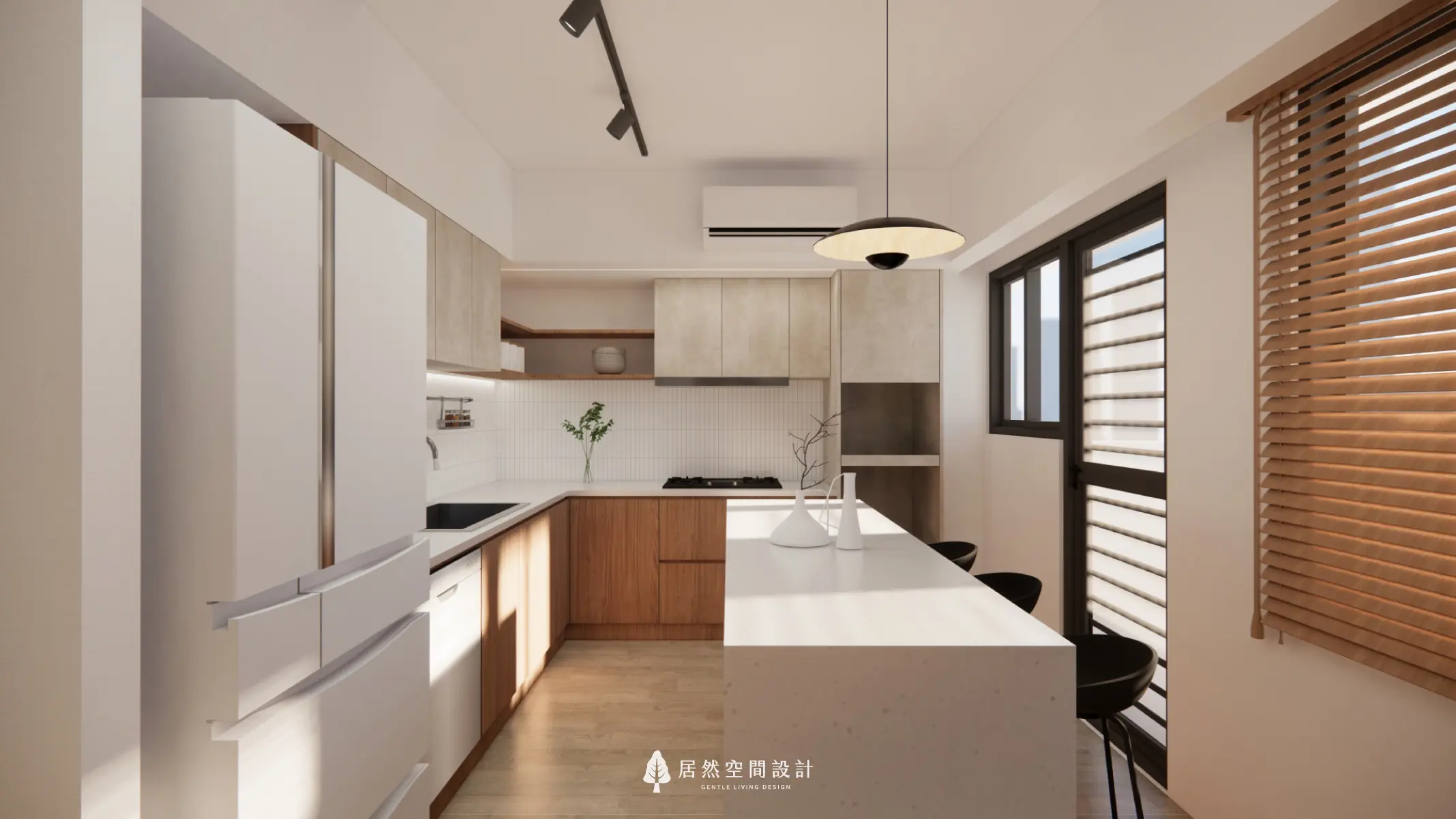 開放式廚房以中島串聯料理與用餐機能，搭配木質櫃體、淺灰門板、白色檯面及百葉窗採光，營造自然溫潤且明亮舒適的住宅空間
